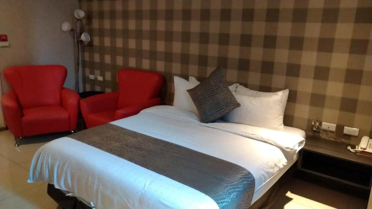 Boston Plus Hotel Τσιάγι Εξωτερικό φωτογραφία