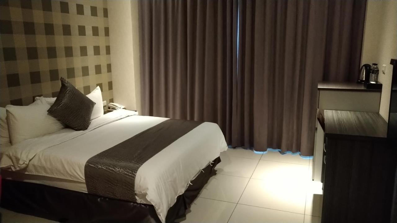 Boston Plus Hotel Τσιάγι Εξωτερικό φωτογραφία