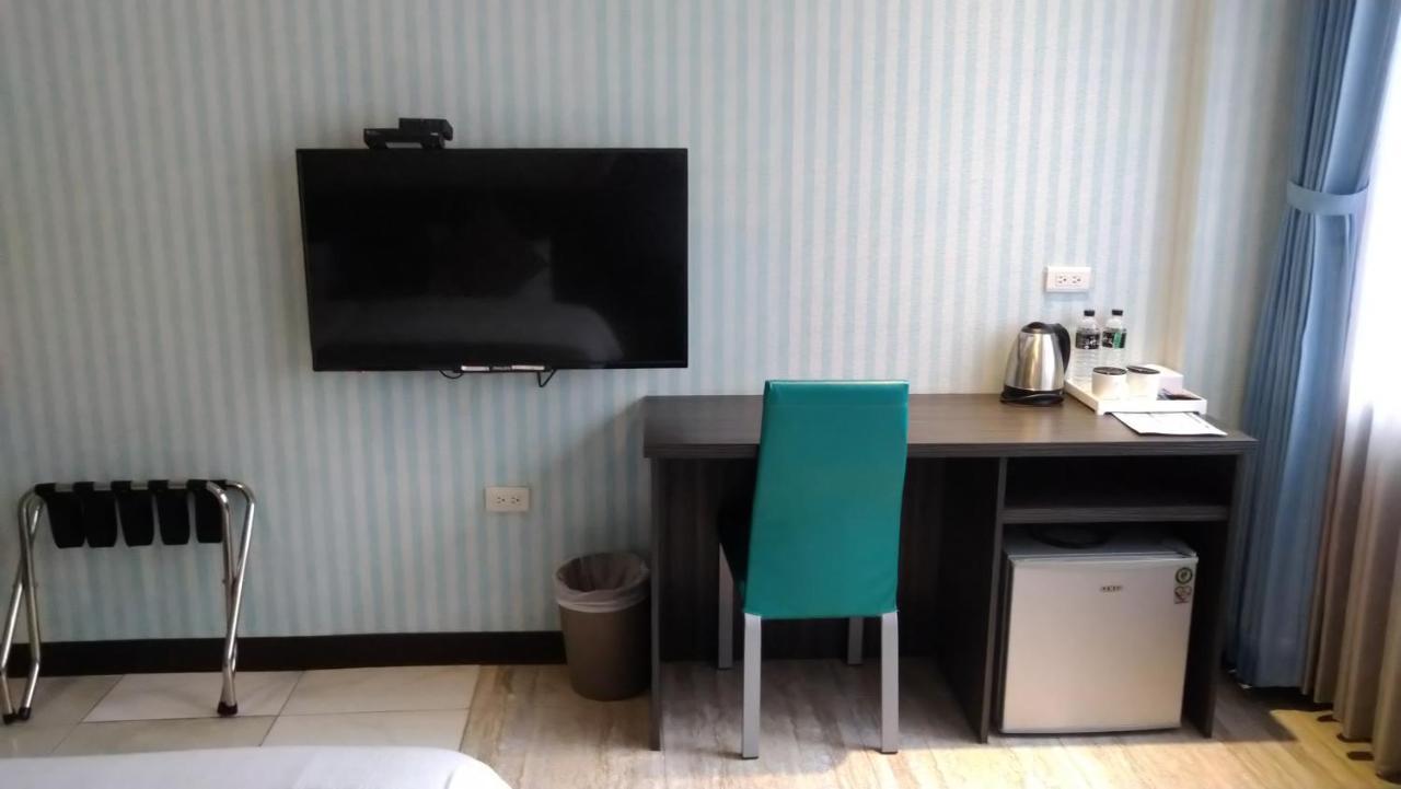 Boston Plus Hotel Τσιάγι Εξωτερικό φωτογραφία